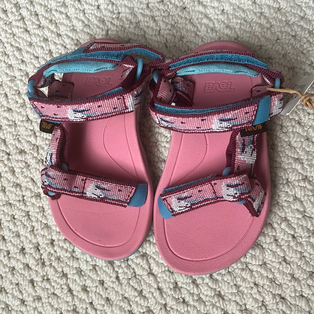 NWT Teva Toddler Unicorn Sandals size 6c